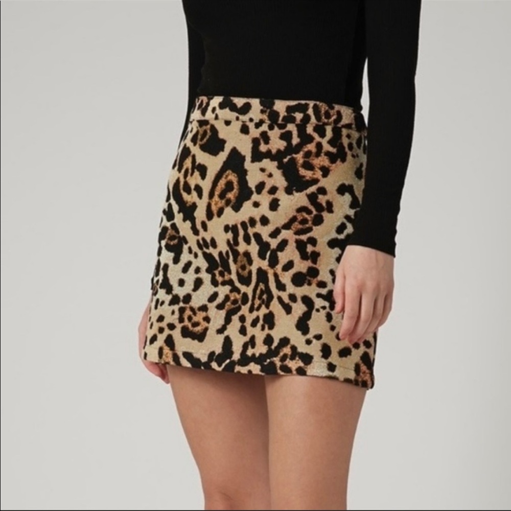 Topshop Leopard Print Mini Skirt Size 4